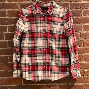 Banana Republic Plaid button down shirt